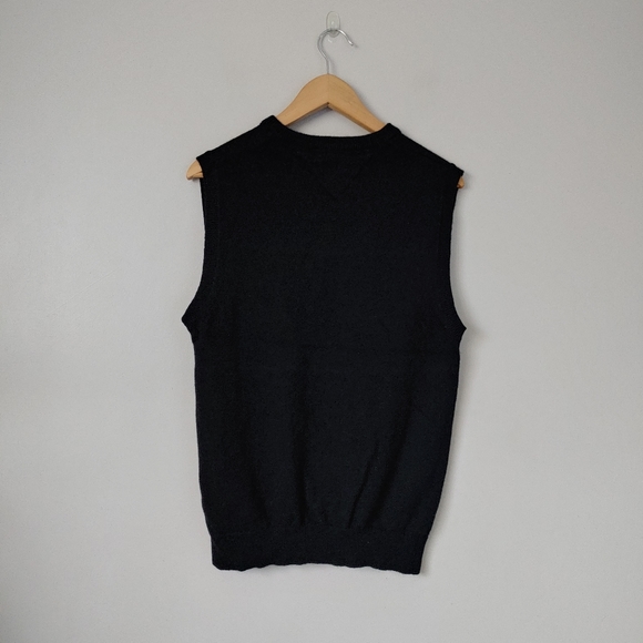 Tommy Hilfiger Premium Lambswool Vest Sweater Knit Size Medium Black - Picture 3 of 15